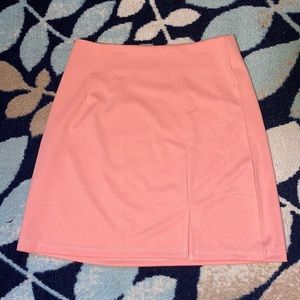 3/10! Pink highwaisted skirt